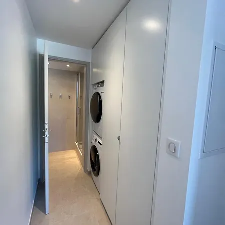 Bord De Aux Pins Penches Apartment